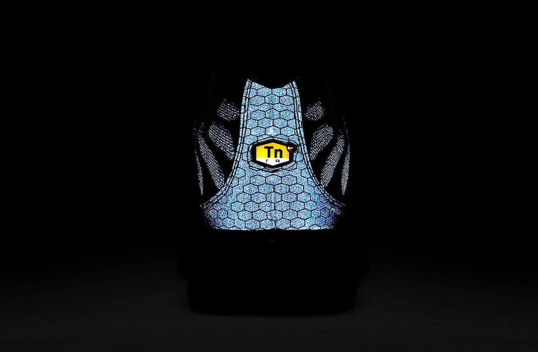 Pánské černé tenisky Nike Air Max Plus Black Hex Black Grey Laser Blue DC1935-001 nízké sportovní boty a obuv Nike