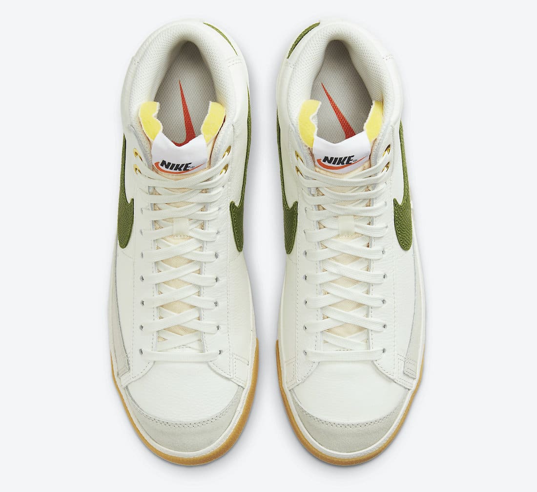 Pánské bílé tenisky Nike Blazer Mid ’77 White/Grey/Gold-Green DC1706-100 kožené a vysoké kotníkové boty a obuv Nike